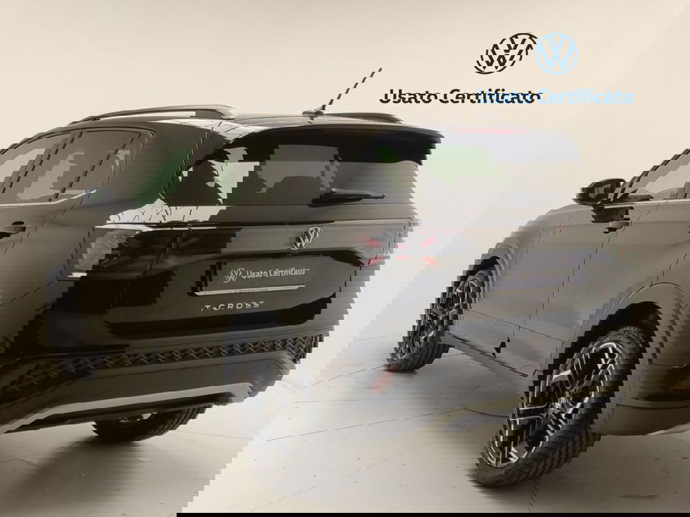 Volkswagen T-Cross nuova a Avellino (8)