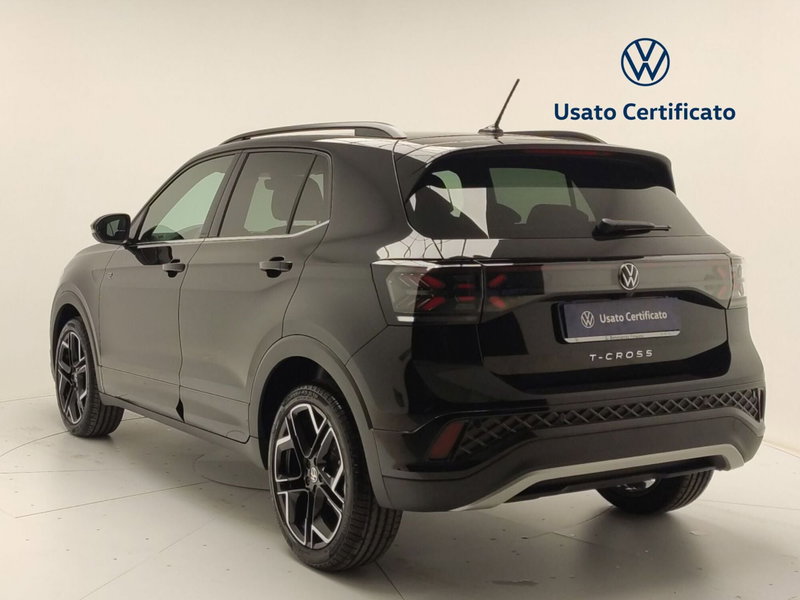 Volkswagen T-Cross nuova a Avellino (8)