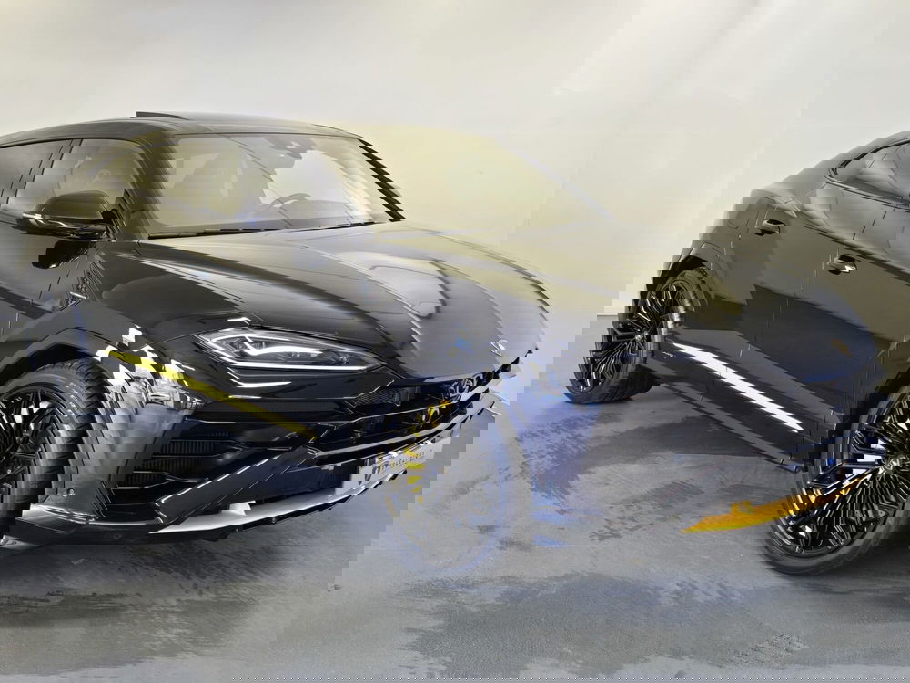 Lamborghini Urus usata a Bologna