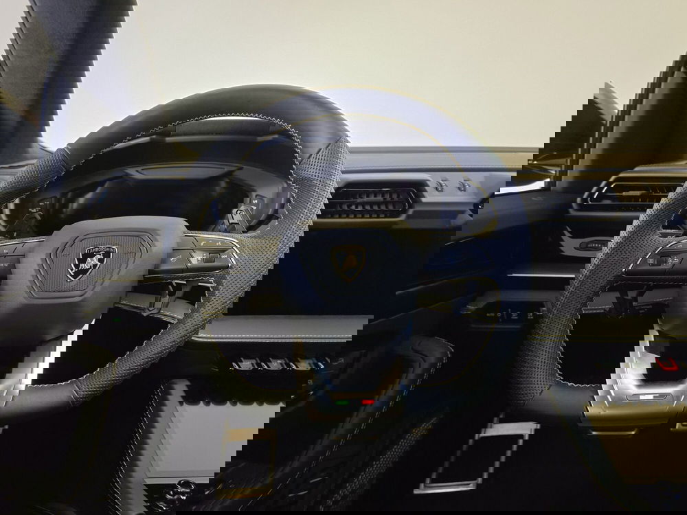 Lamborghini Urus usata a Bologna (18)