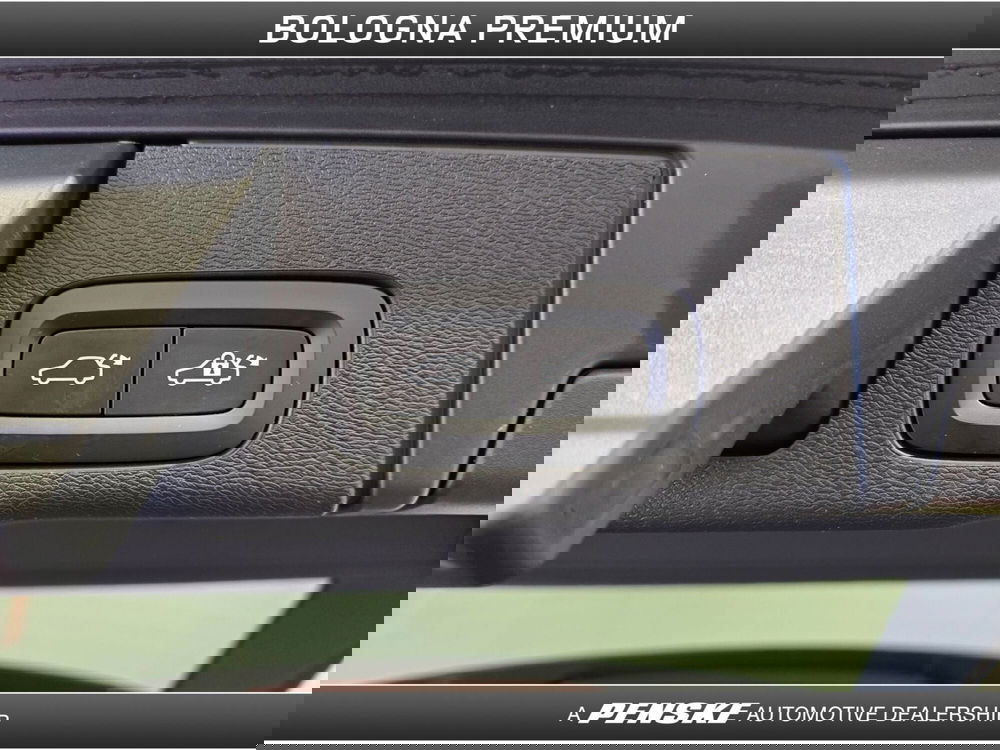 Volvo XC60 usata a Bologna (11)