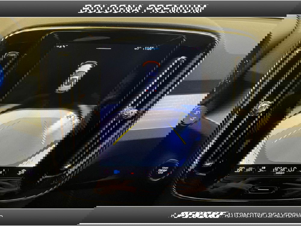 Volvo XC40 usata a Bologna (13)