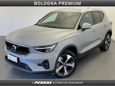 Volvo XC40 2.0 b3 Core auto del 2025 usata a Casalecchio di Reno