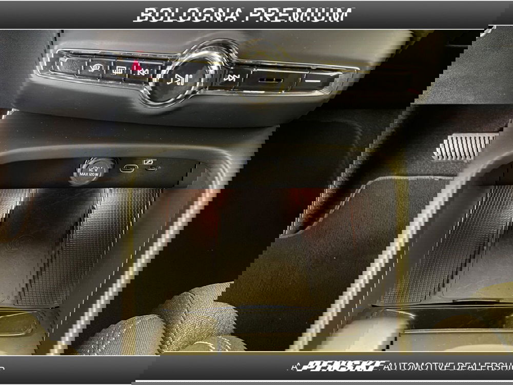 Volvo XC40 usata a Bologna (13)