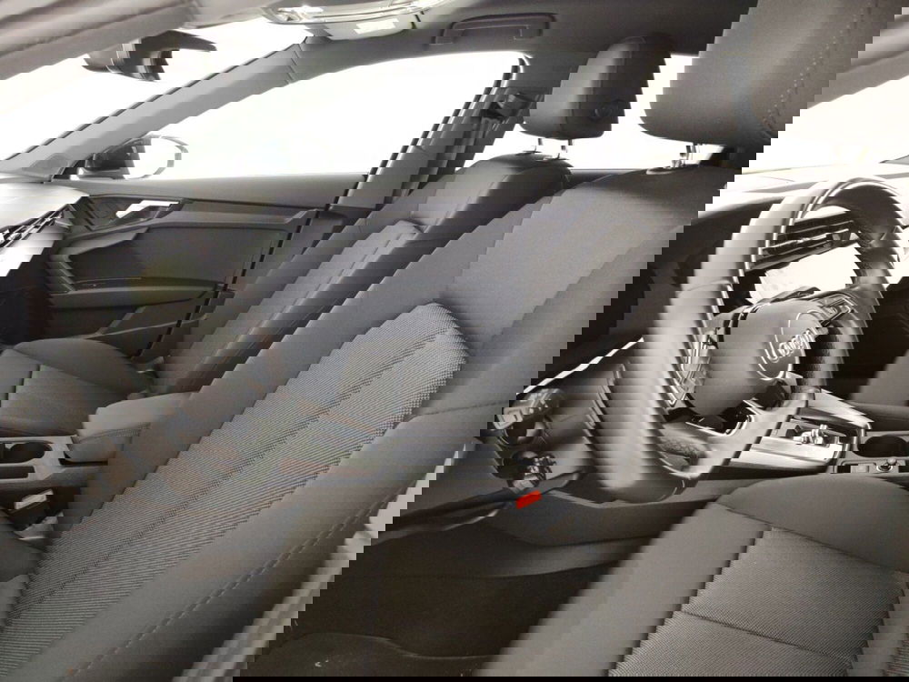 Audi A3 Sedan usata a Massa-Carrara (7)