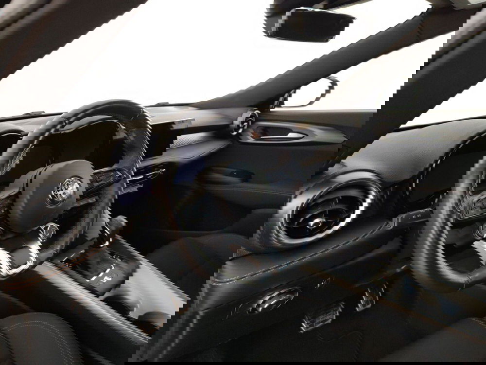 Alfa Romeo Tonale usata a Massa-Carrara (8)