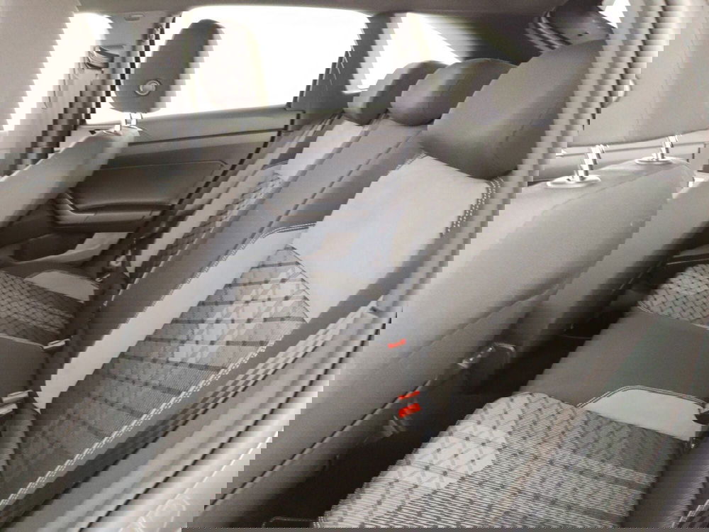 Volkswagen Taigo usata a Massa-Carrara (11)