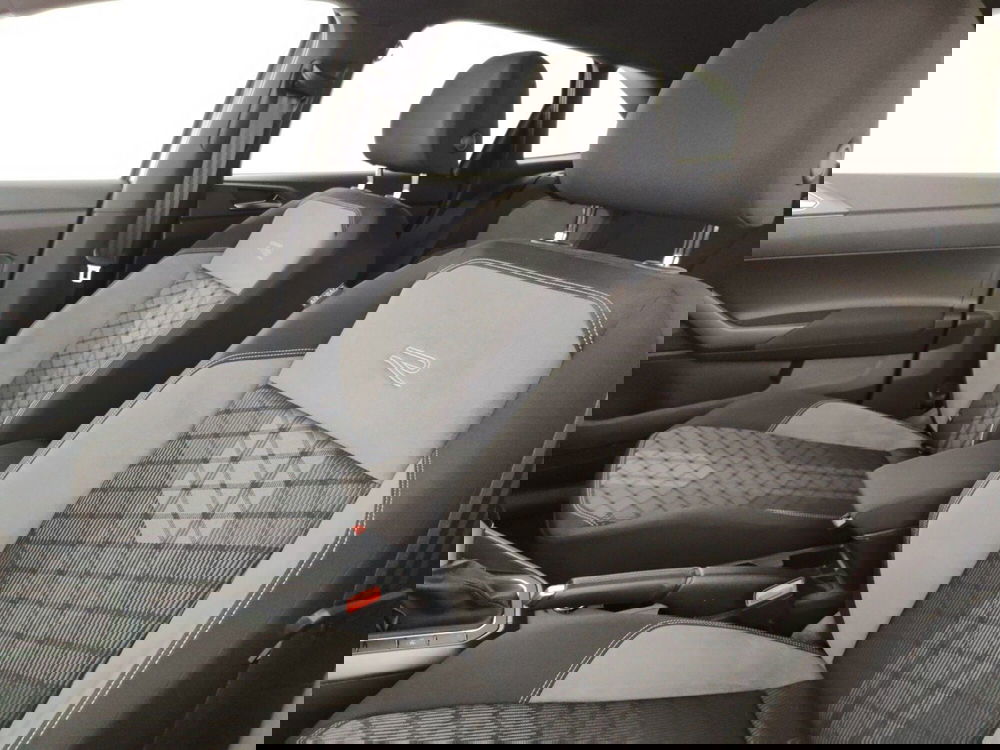 Volkswagen Taigo usata a Massa-Carrara (9)