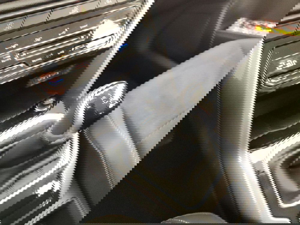 Volkswagen T-Roc usata a Massa-Carrara (11)