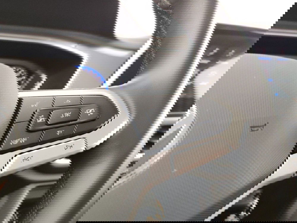 Volkswagen T-Roc usata a Massa-Carrara (13)