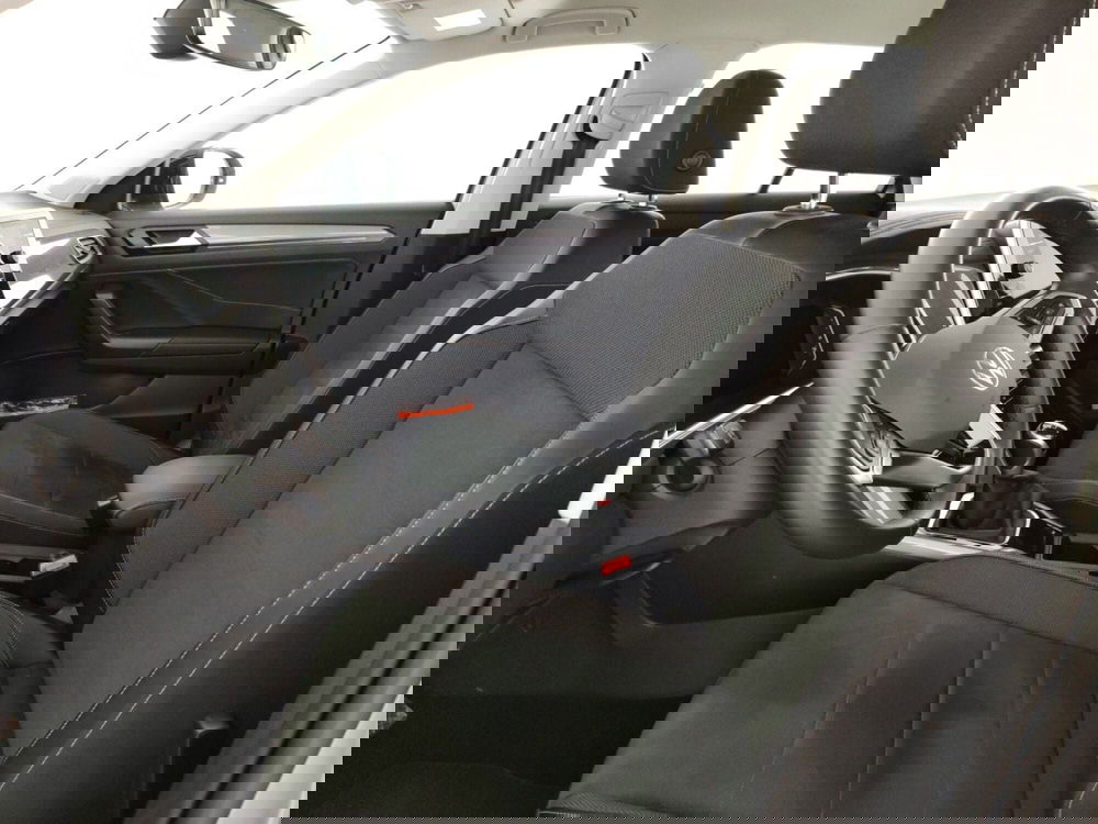 Volkswagen T-Roc usata a Massa-Carrara (7)