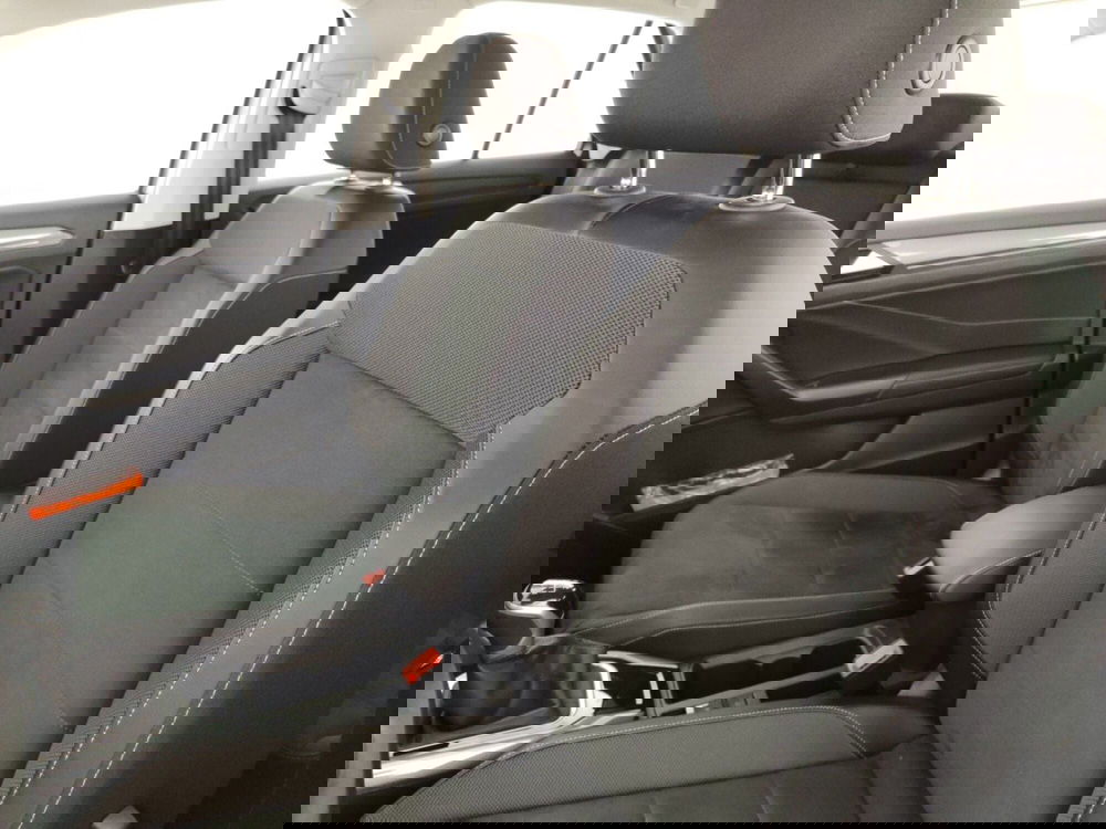 Volkswagen T-Roc usata a Massa-Carrara (9)