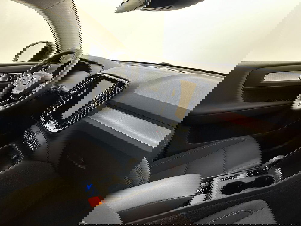 Volvo XC40 usata a Bergamo (10)