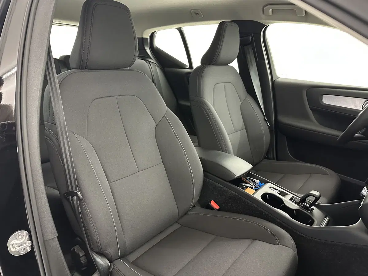 Volvo XC40 usata a Bergamo (9)