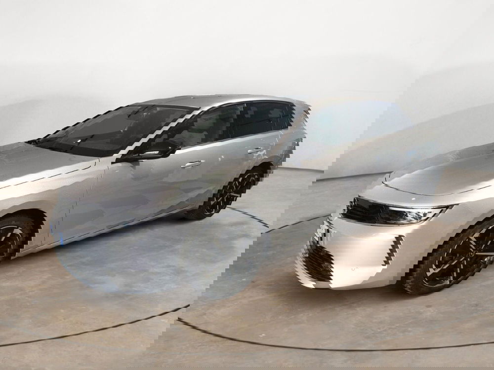 Opel Astra usata a Taranto