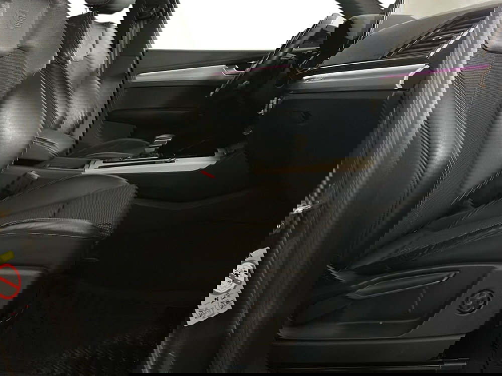 Audi Q4 Sportback usata a Napoli (7)