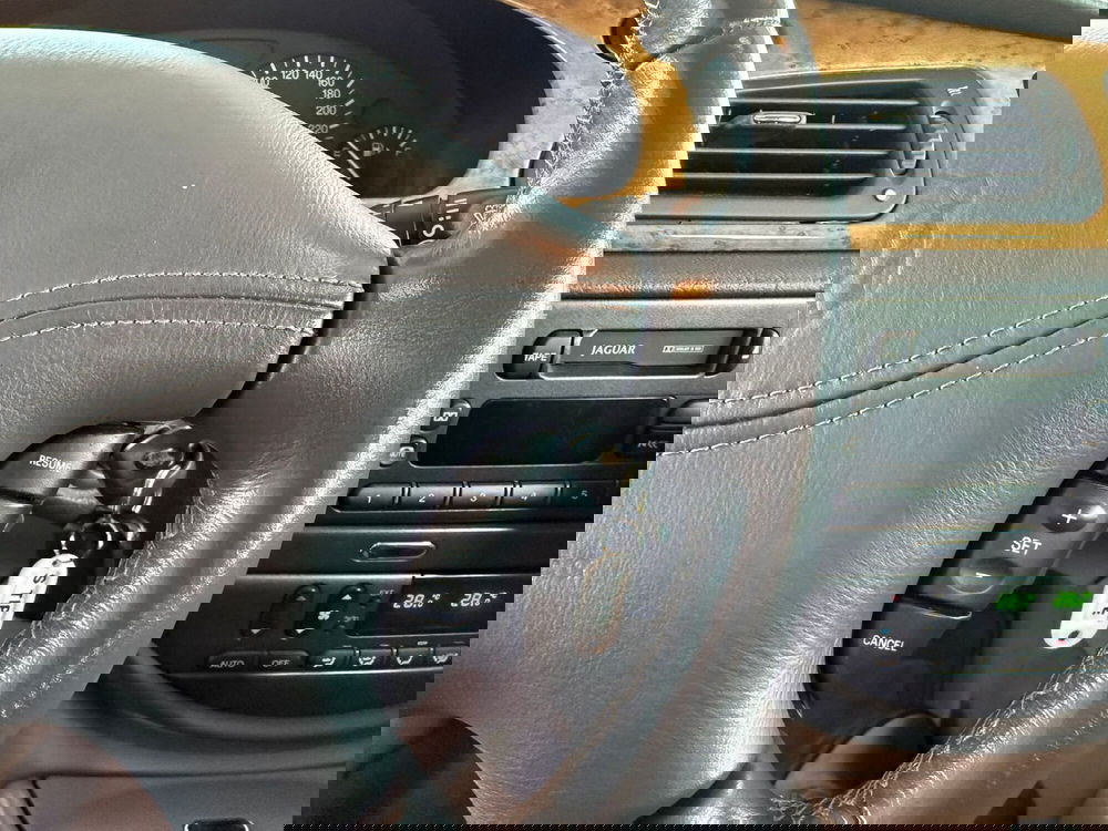 Jaguar S-Type usata a Brescia (14)