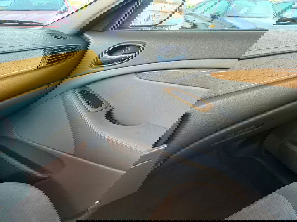 Jaguar S-Type usata a Brescia (17)