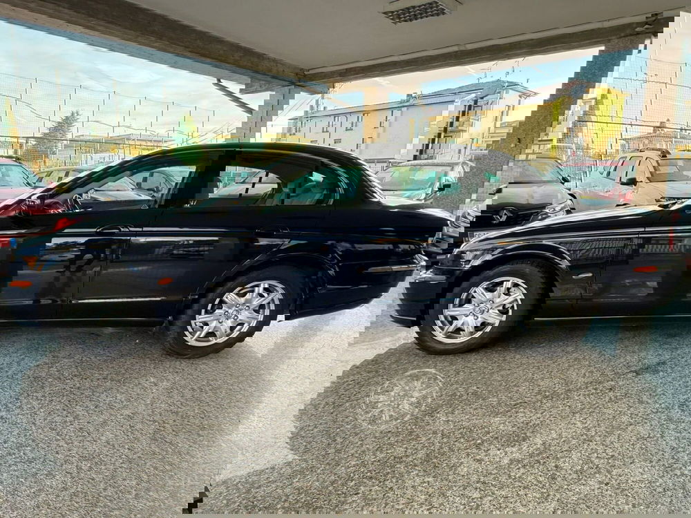 Jaguar S-Type usata a Brescia (3)