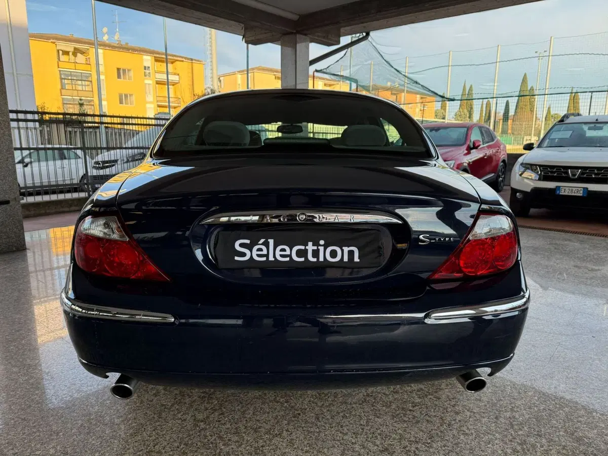 Jaguar S-Type usata a Brescia (5)