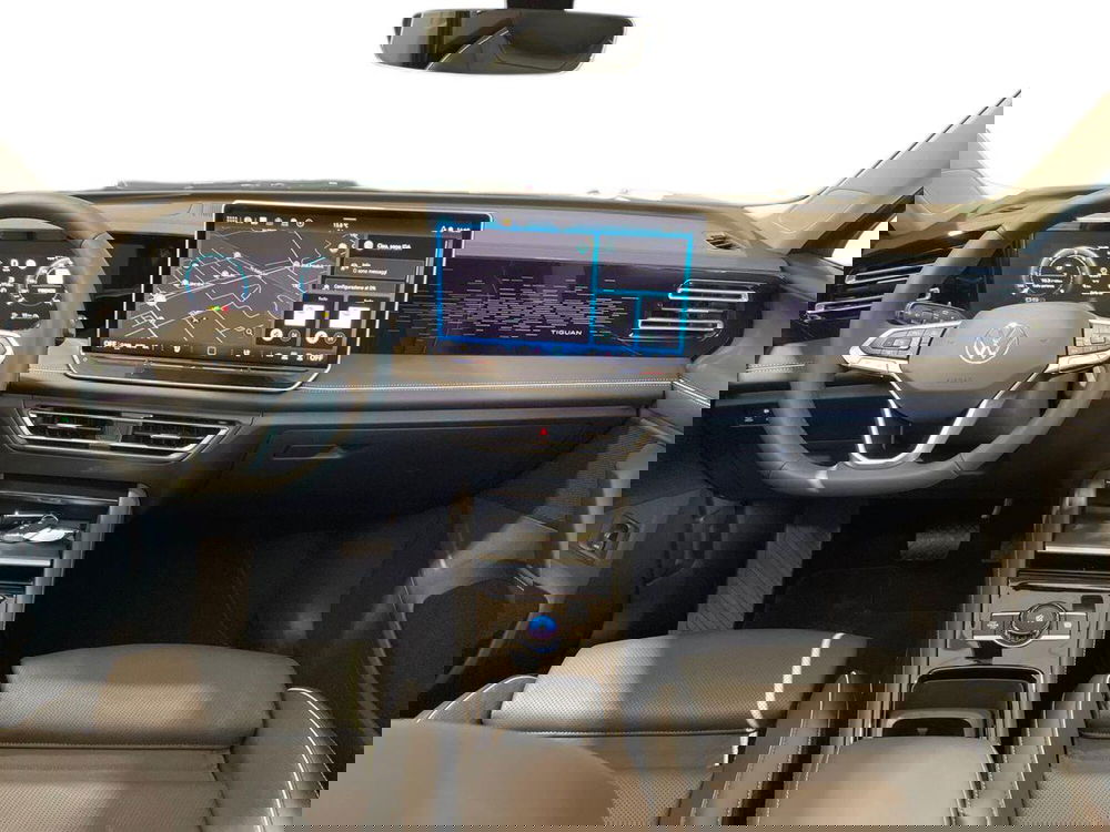 Volkswagen Tiguan nuova a Pistoia (11)