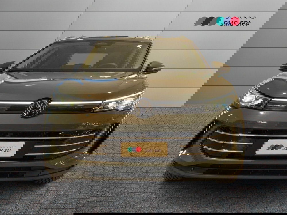 Volkswagen Tiguan nuova a Pistoia (2)