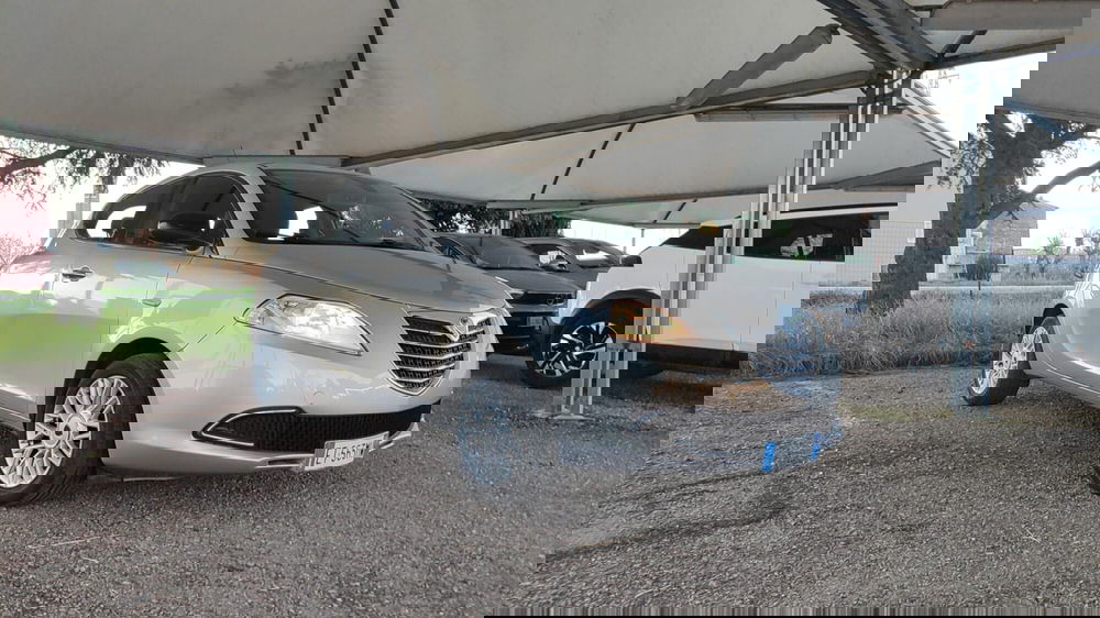 Lancia Ypsilon usata a Firenze (13)