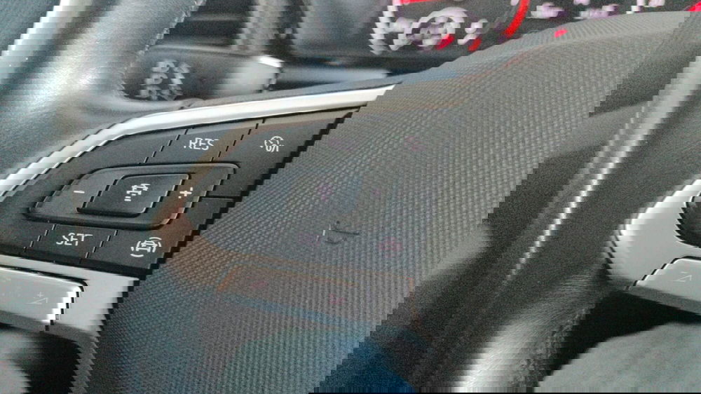 Volkswagen T-Cross usata a Firenze (18)