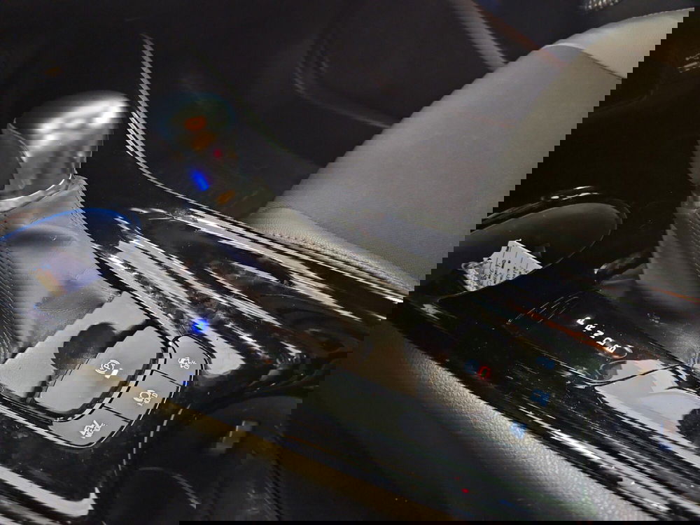Toyota Toyota C-HR usata a Vicenza (11)