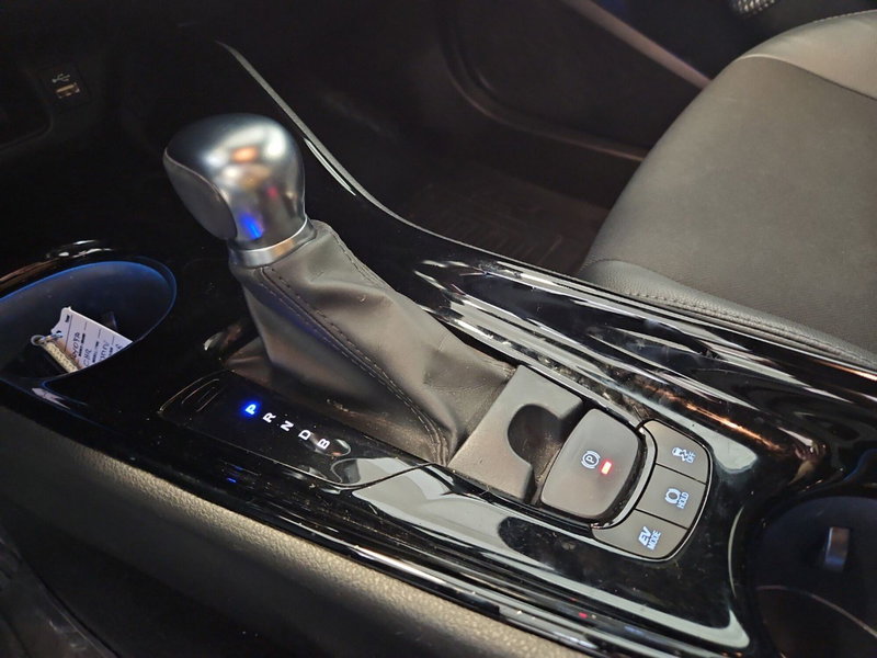 Toyota Toyota C-HR usata a Vicenza (11)