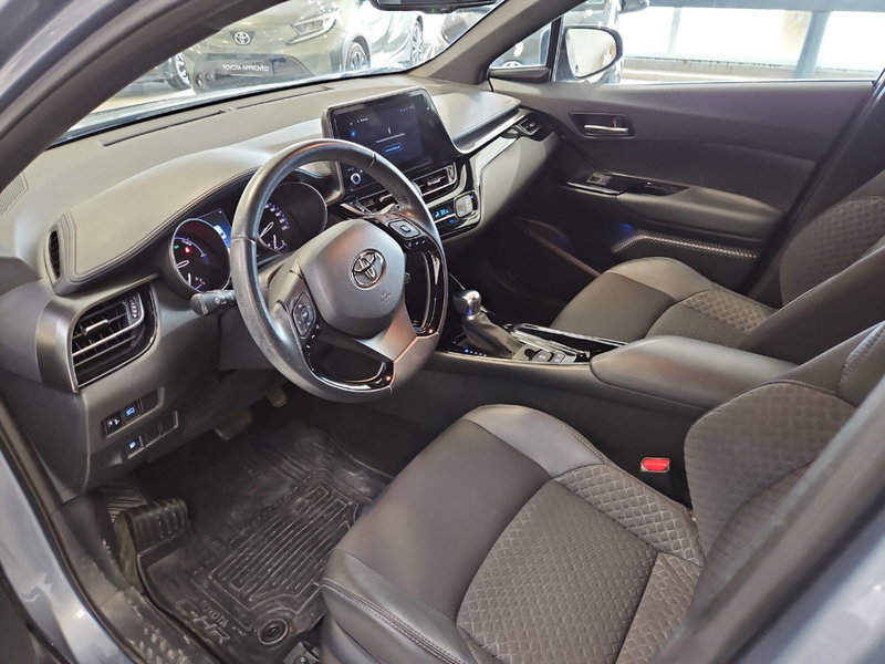 Toyota Toyota C-HR usata a Vicenza (6)