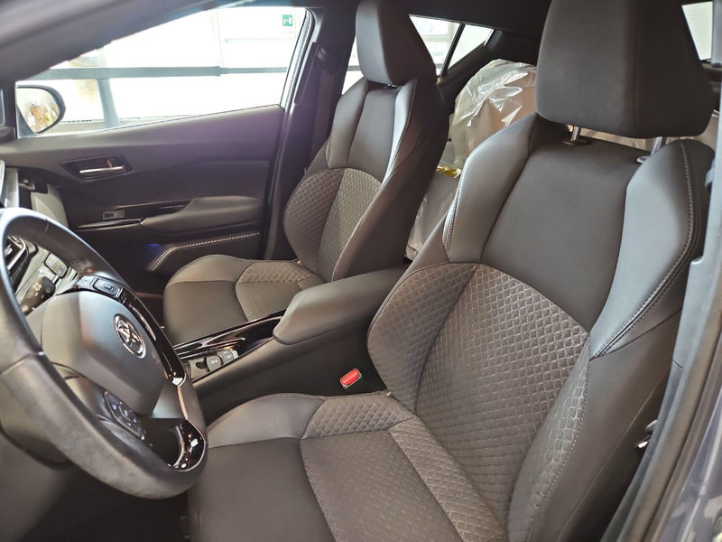 Toyota Toyota C-HR usata a Vicenza (7)