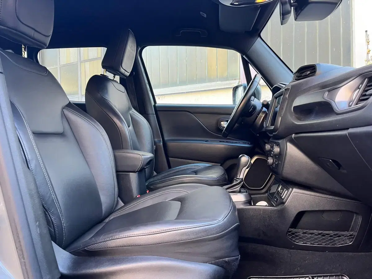 Jeep Renegade usata a Ancona (14)