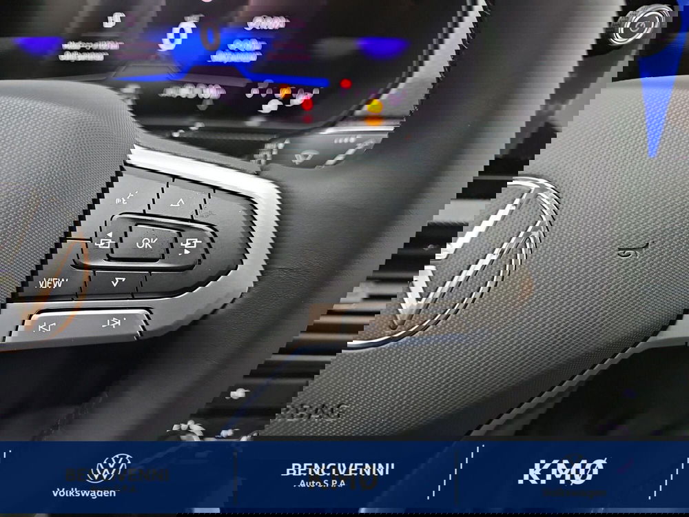 Volkswagen T-Cross nuova a Catanzaro (18)