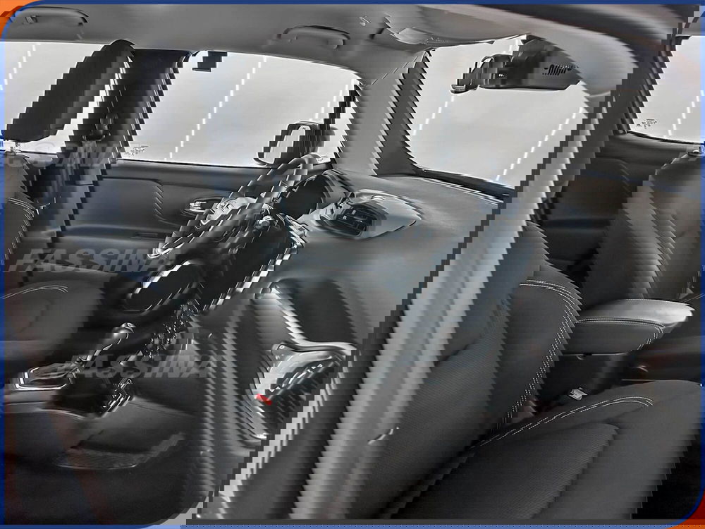 Jeep Renegade usata a Milano (13)