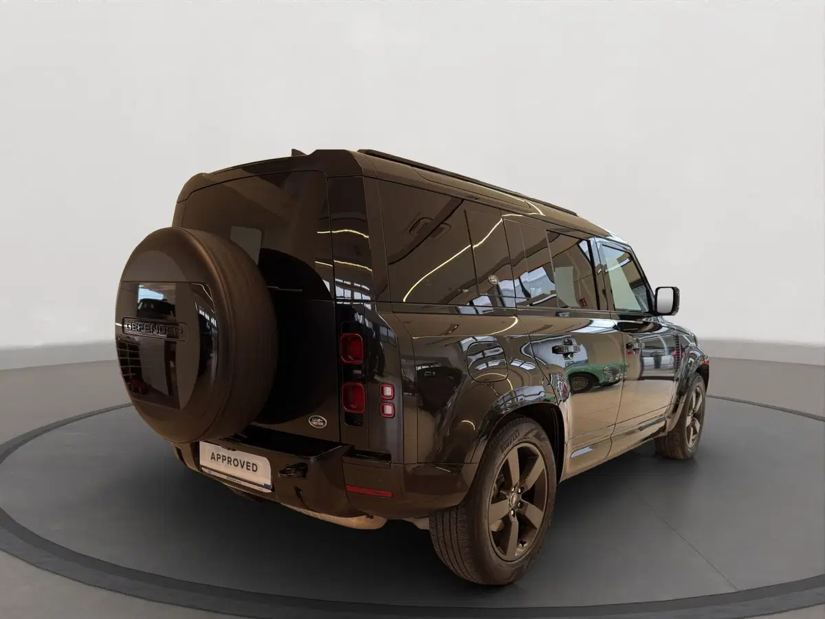 Land Rover Defender usata a Latina (2)