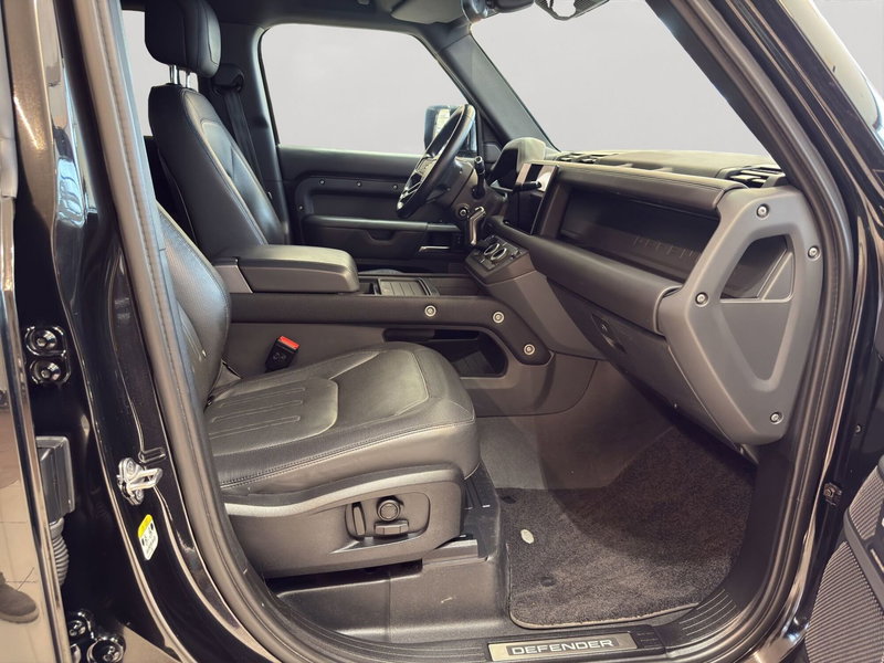 Land Rover Defender usata a Latina (3)