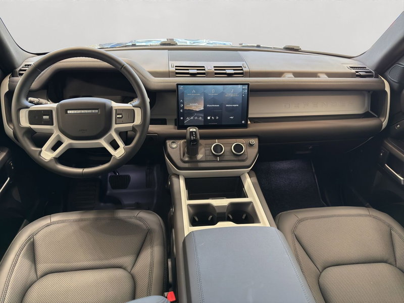 Land Rover Defender usata a Latina (4)