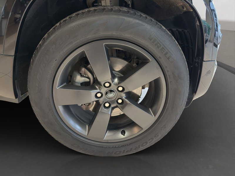 Land Rover Defender usata a Latina (9)