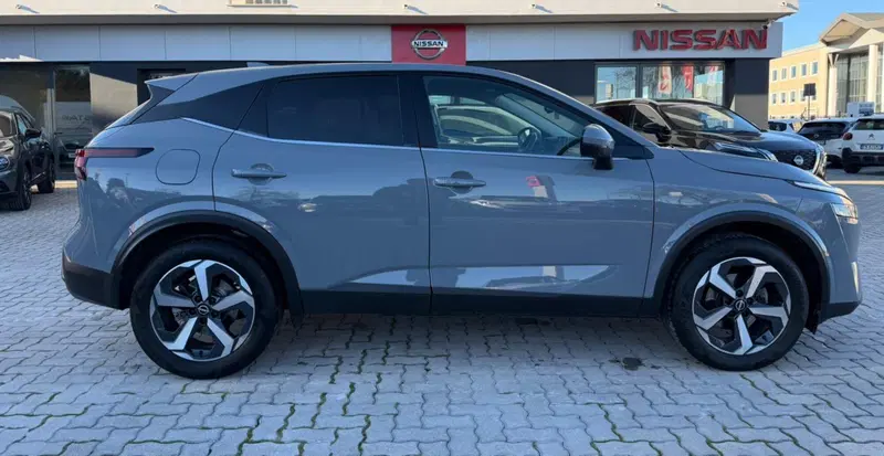 Nissan Qashqai usata a Macerata (4)