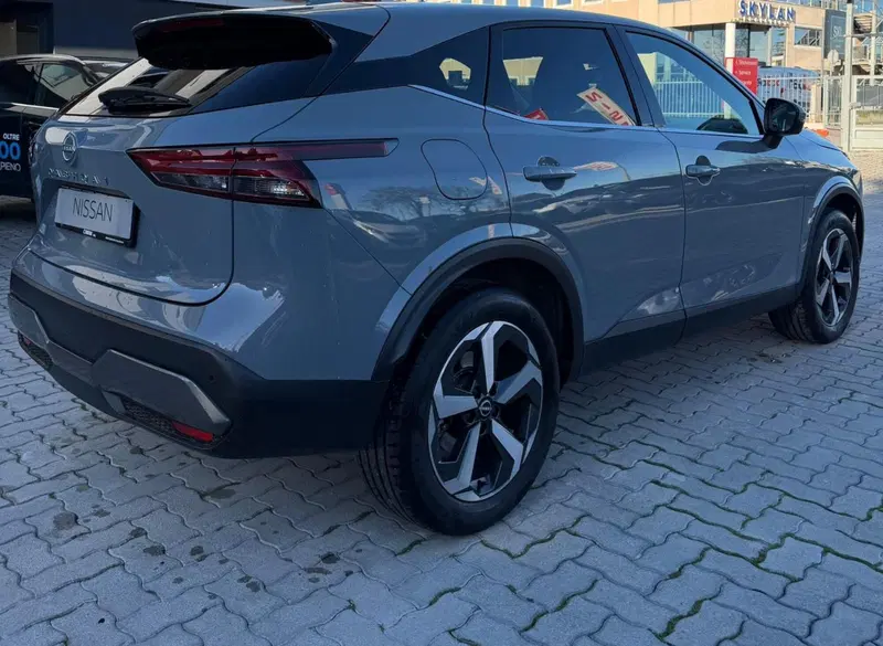 Nissan Qashqai usata a Macerata (5)