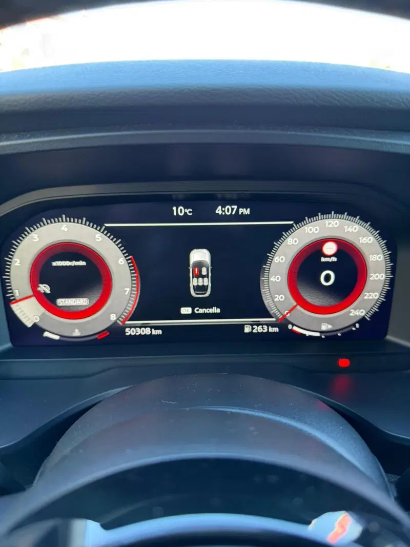 Nissan Qashqai usata a Macerata (8)