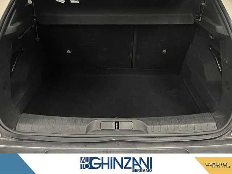 Alfa Romeo Junior usata a Bergamo (15)