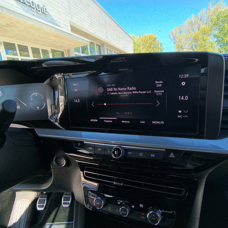 Opel Mokka usata a Padova (15)