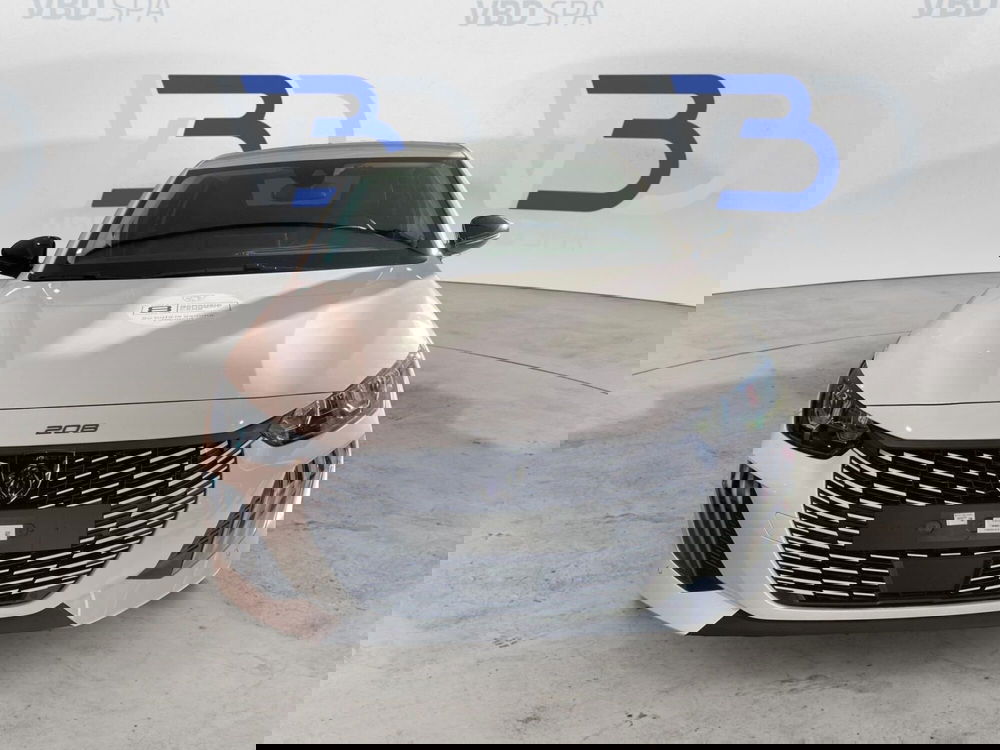 Peugeot 208 nuova a Milano (8)