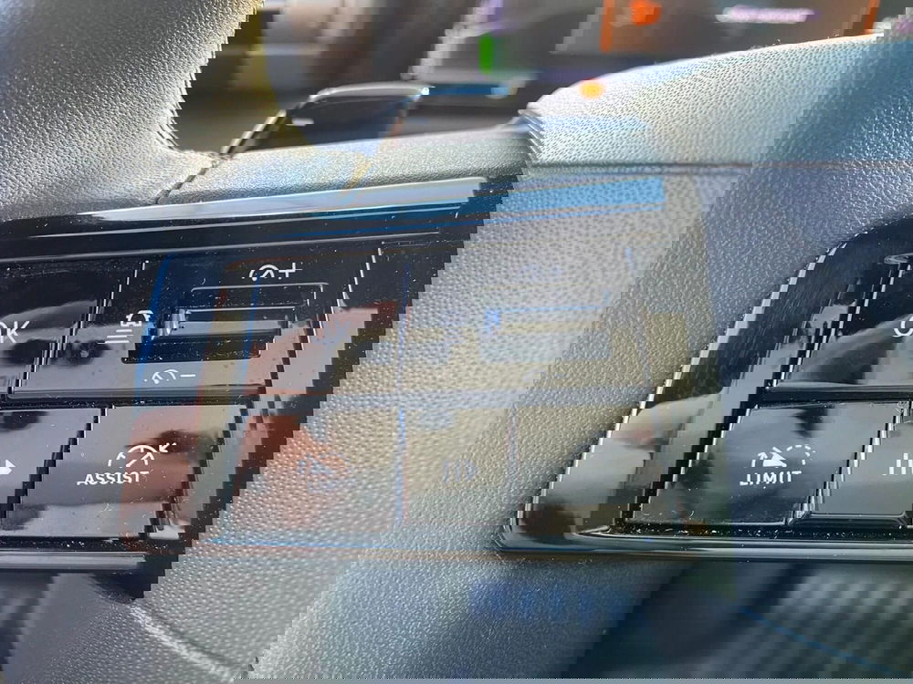 Lancia Ypsilon usata a Milano (15)