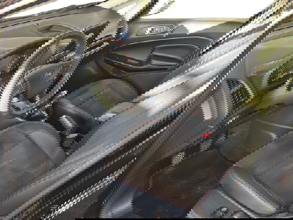 Ford EcoSport usata a Massa-Carrara (10)