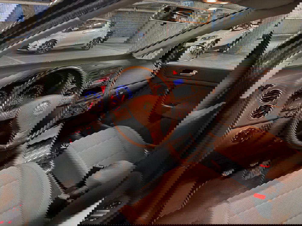 Volkswagen Golf Plus usata a Genova (10)