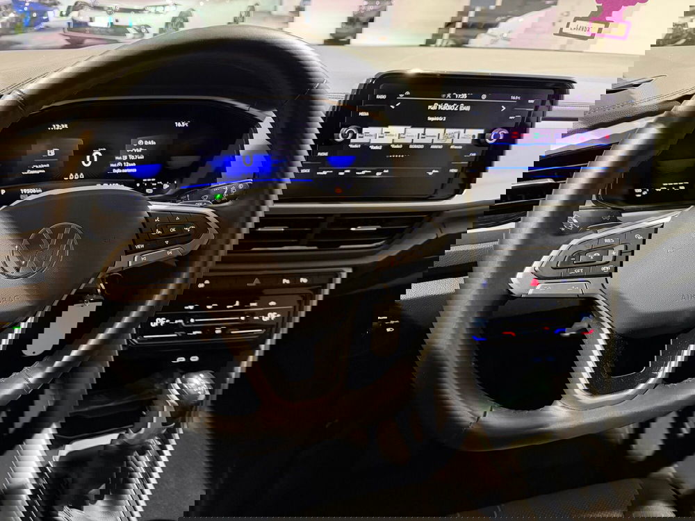 Volkswagen T-Roc usata a Genova (11)