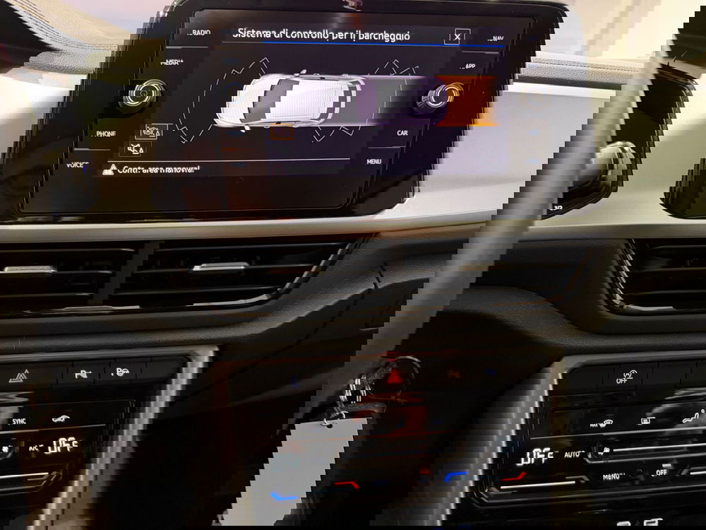 Volkswagen T-Roc usata a Genova (13)